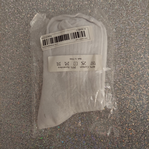 Retro Cute Bear Embroidery Short Crew Socks - Picture 3 of 4